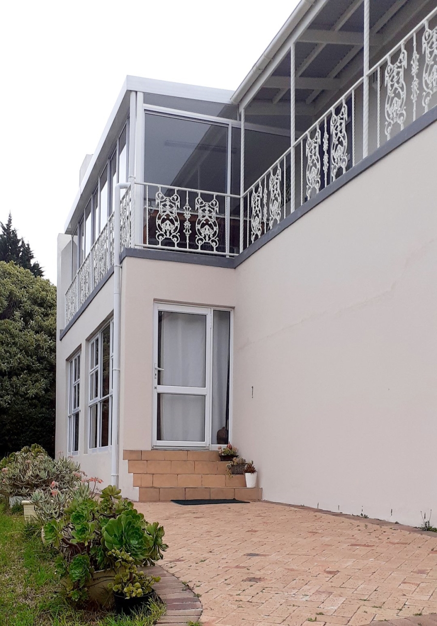 5 Bedroom Property for Sale in Welgedacht Western Cape